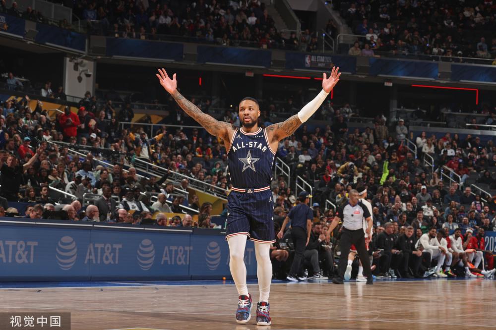 还是生活中 还是生活中