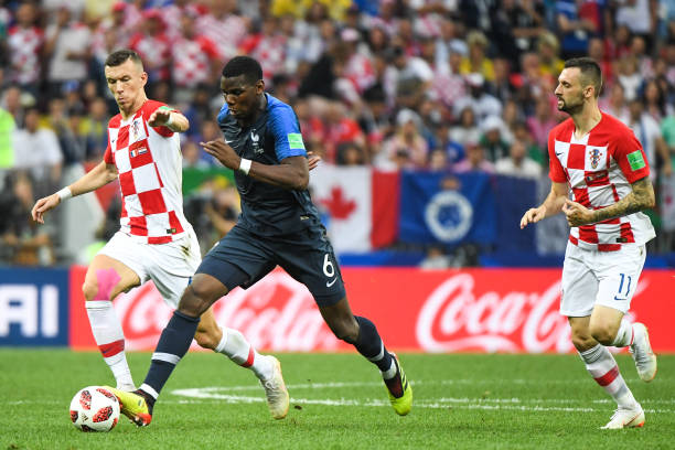 德甲那么吓人？本轮德乙前六不胜，升级区的科隆与汉堡均输球.